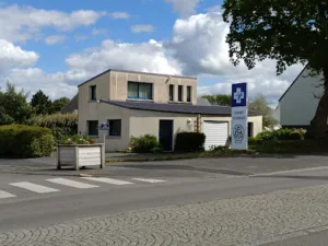 Emmenez votre animal de compagnie pour des soins et suivis auprès avec Fleury Laurence inscrit dans notre annuaire pour trouver votre Vétérinaire autour de moi sur Pont-de-Buis-lès-Quimerch pour prendre soin de votre chat, chien, etc. Fleury Laurence est un vétérinaire […]