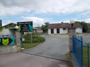 CLINIQUE VETERINAIRE DE L’ISLE à Fronsac