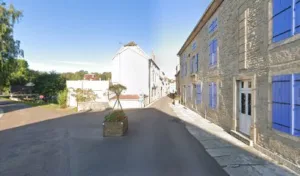 Van de Velde Kelly à Aignay-le-Duc