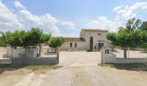 Clinique Vétérinaire des Oliviers Docteurs Valli et Sevette à Mouriès